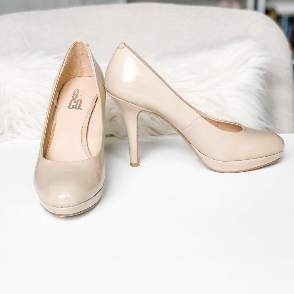 9 & CO. Beige/Nude Pumps